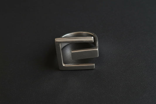 Bague Ptah Argent Massif Ajustable - Bijou Artisanal Sénégal en Bijoux artisanal africain - KaolackCreations