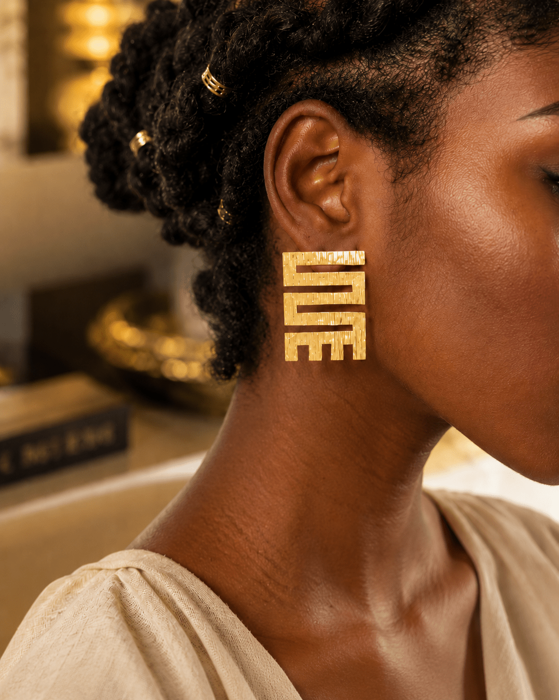AYEWA – Boucles d'oreilles africaines originales en bronze doré en Boucles d'oreilles artisanal africain - KaolackCreations