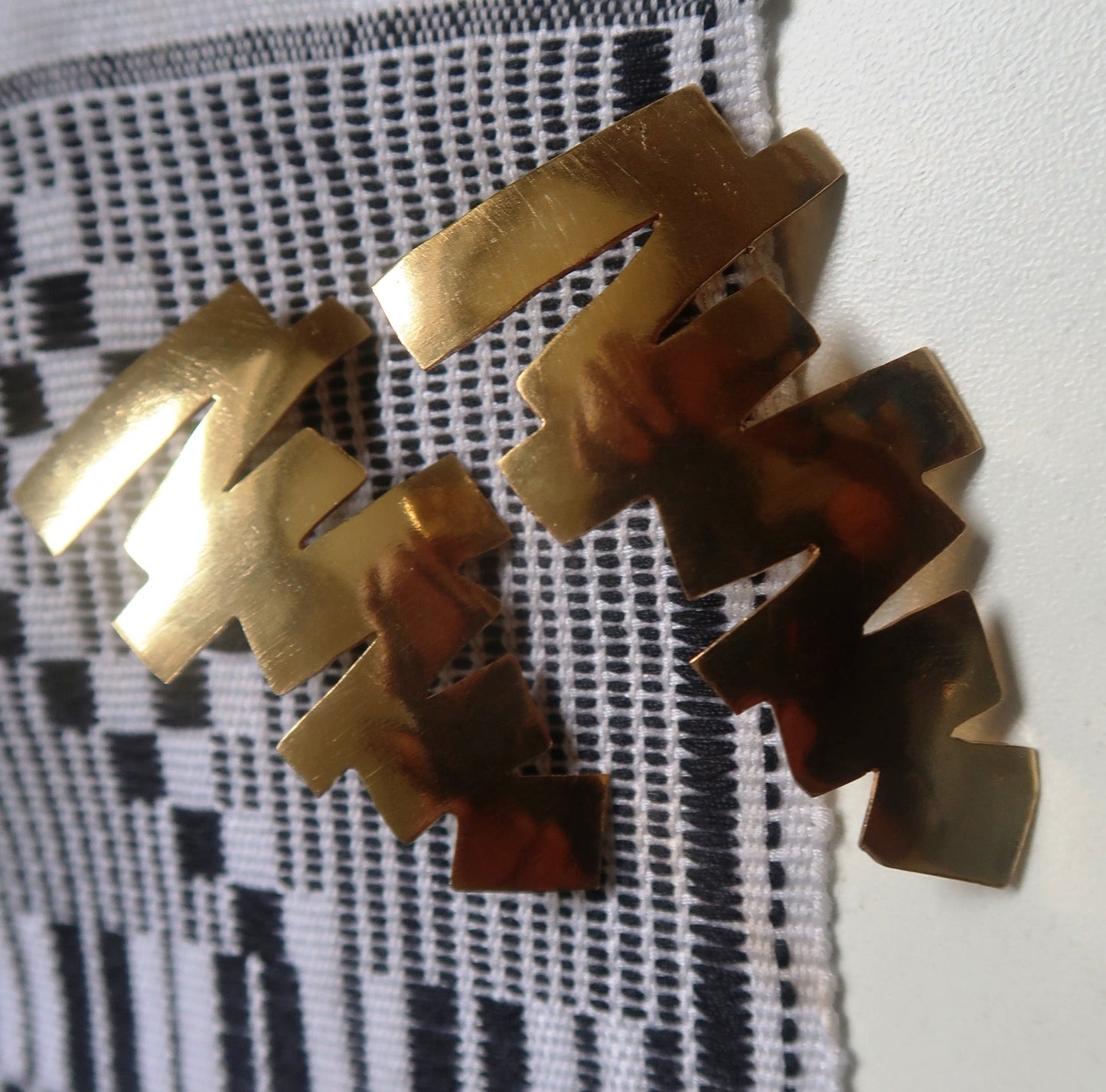 Boucles d'oreilles de Créateur "Ina" en bronze – Ultra légères & Made in Africa en boucles d'oreilles artisanal africain - KaolackCreations