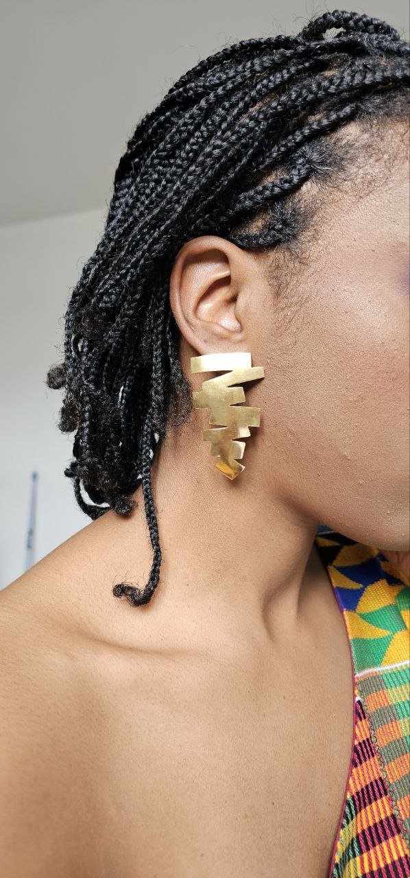Boucles d'oreilles de Créateur "Ina" en bronze – Ultra légères & Made in Africa en boucles d'oreilles artisanal africain - KaolackCreations