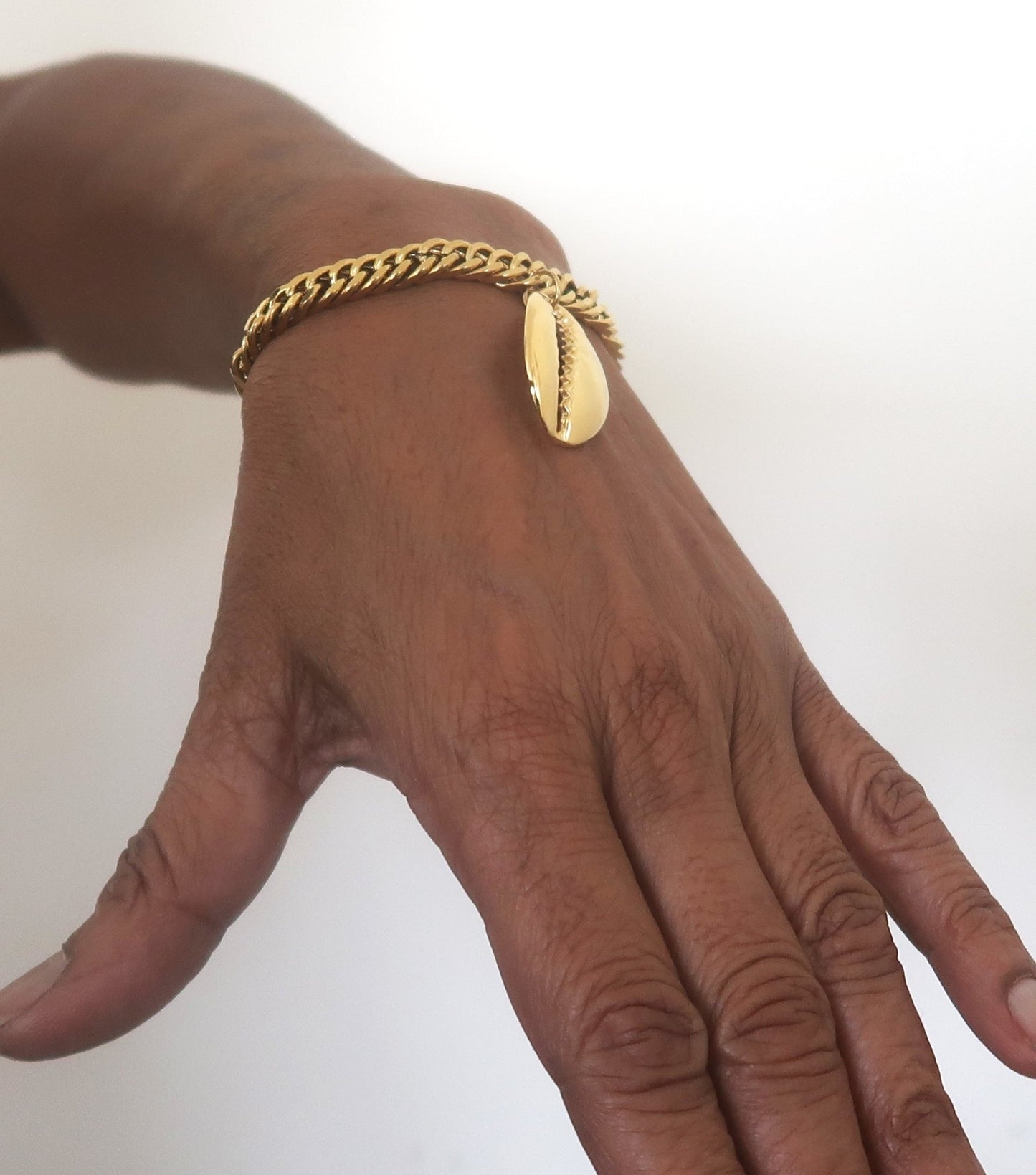 Bracelet Cauri en Acier Inoxydable - 2 variantes en bracelet cauri artisanal africain - KaolackCreations