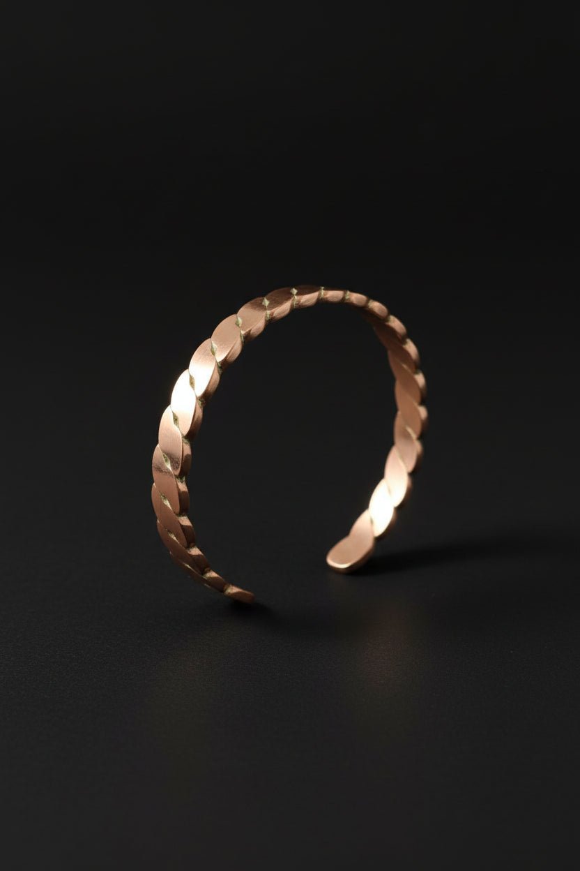 Bracelet cuivre africain artisanal Perem – finition polie – Collection Signature en Bijoux artisanal africain - KaolackCreations