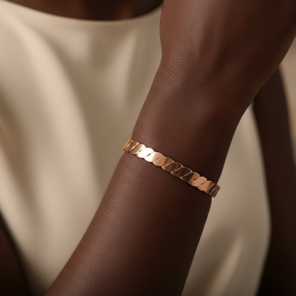 Bracelet cuivre africain artisanal Perem – finition polie – Collection Signature en Bijoux artisanal africain - KaolackCreations