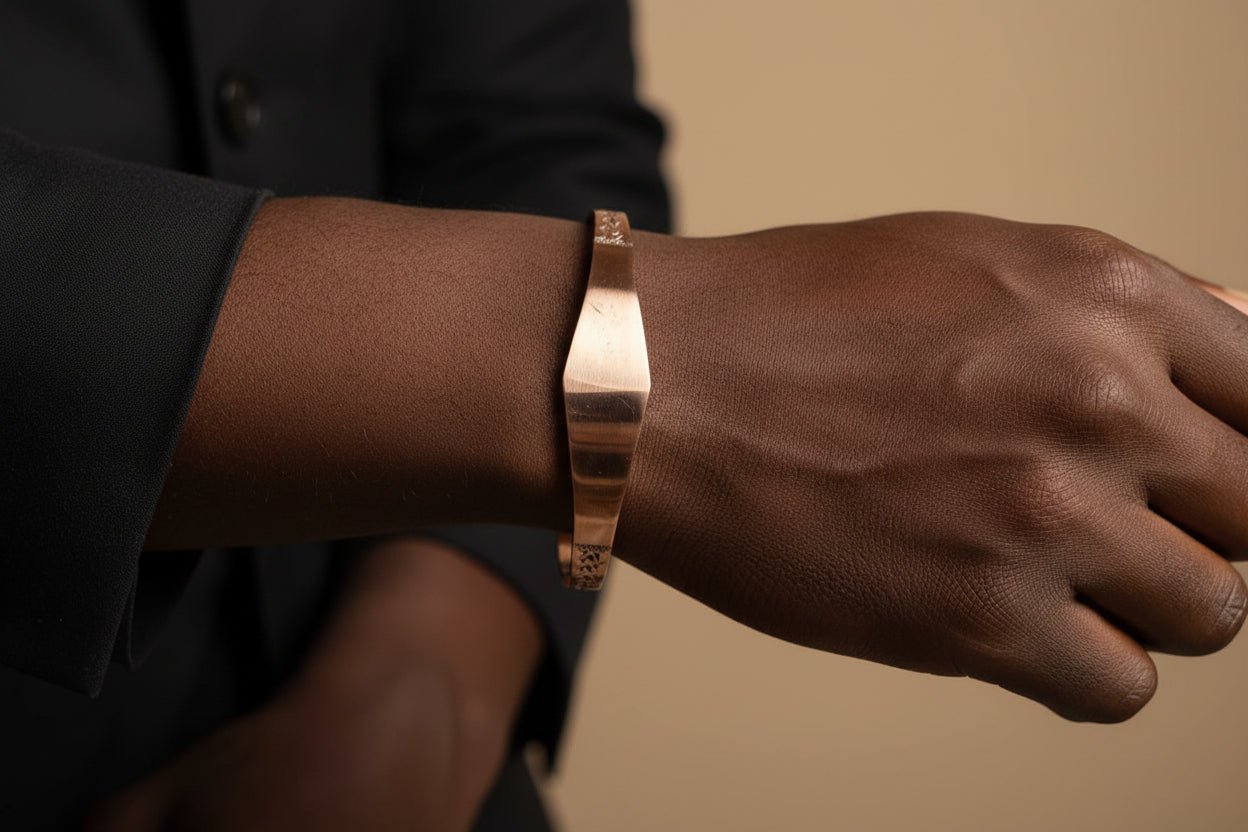 Bracelet cuivre africain artisanal Perem – finition polie – Collection Signature en Bijoux artisanal africain - KaolackCreations