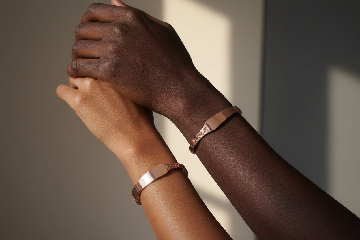 Bracelet cuivre africain artisanal Perem – finition polie – Collection Signature en Bijoux artisanal africain - KaolackCreations