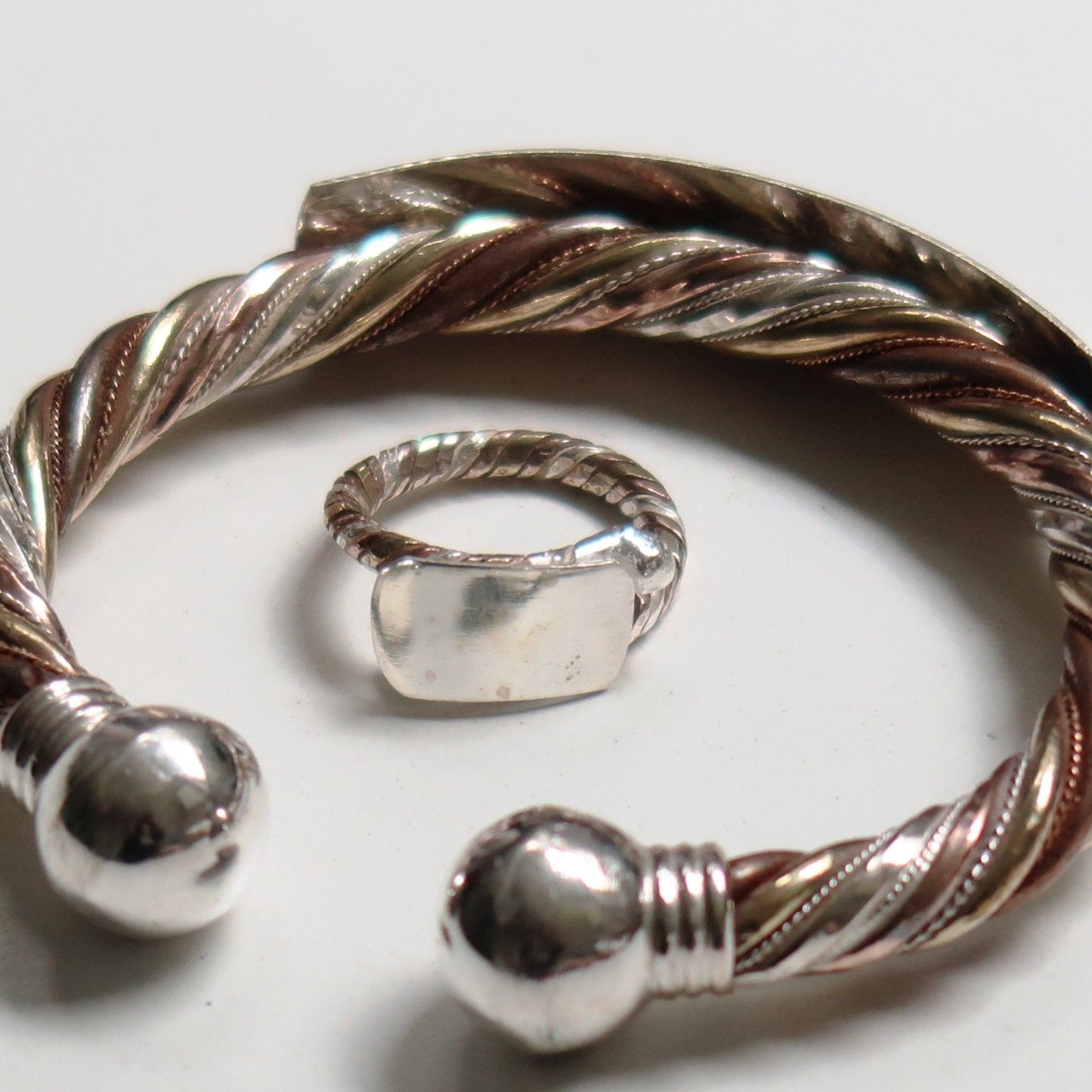 Bracelet sénégalais Lamou Ndiakhass Argent – Bijou mixte 3 métaux avec bague assortie en bijou africain artisanal africain - KaolackCreations