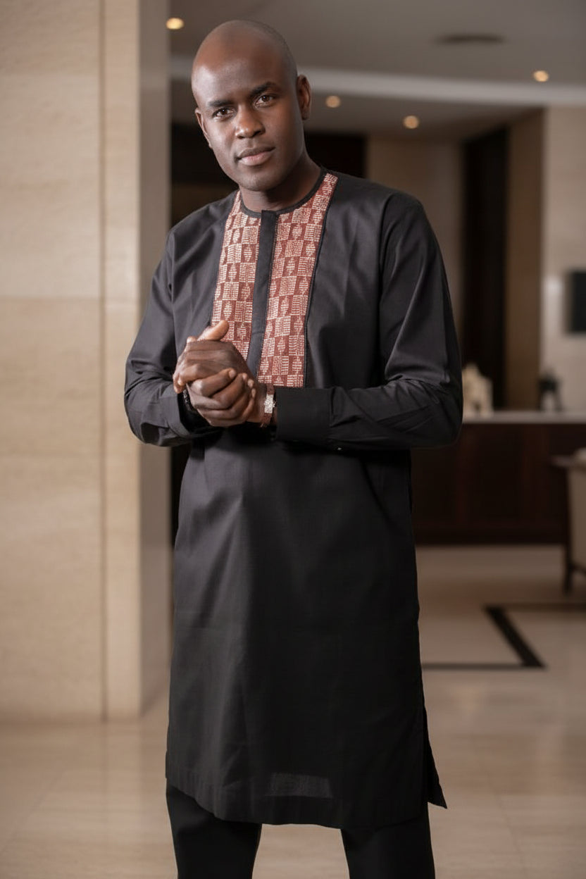 Caftan africain homme noir en coton avec empiècement pagne Manjak tissé main