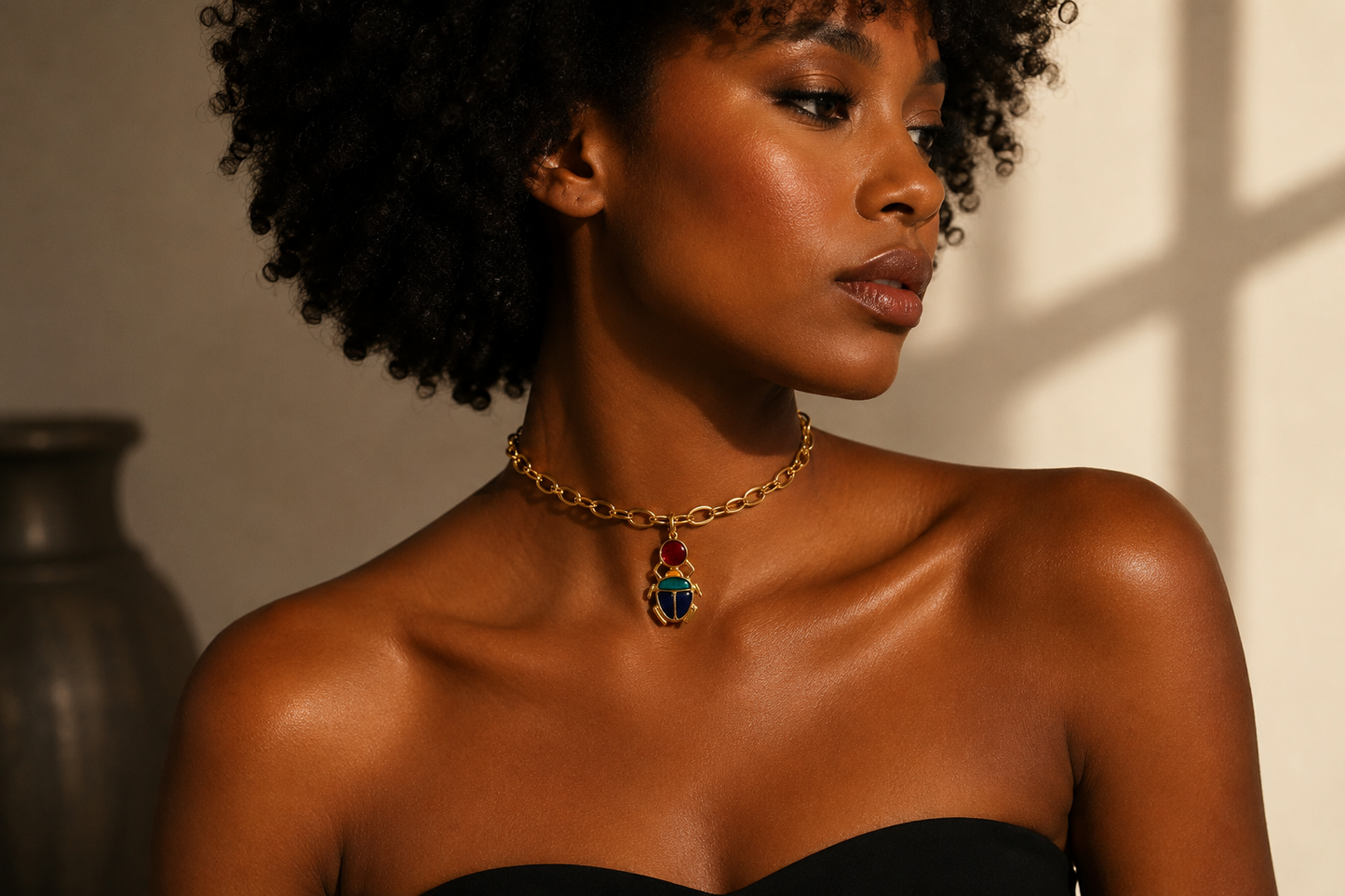 Collier Double Porté ajustable – bijou de dos, cauri en bronze, Kheper ou Aten-Râ