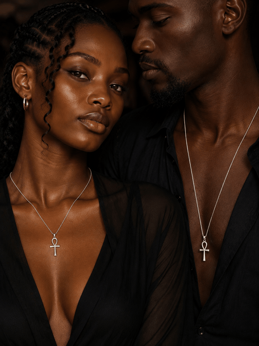 Collier Ankh argenté – pendentif Zamak sur chaîne jaseron acier inoxydable en collier Ankh artisanal africain - KaolackCreations