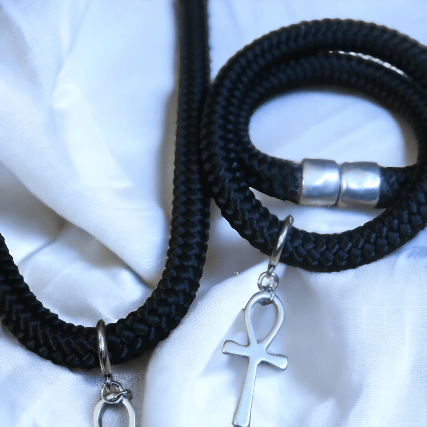 Collier Ankh Unisexe - cordon noir mode afro