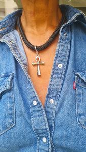 Collier Ankh Unisexe - Symbole de Vie Éternelle | Bijou Kamite en Acier Inoxydable - Cordon noir en Collier cordage ankh artisanal africain - KaolackCreations