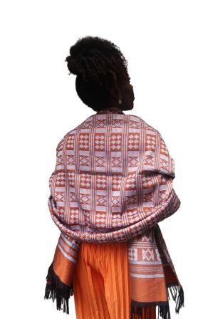 Étole de Luxe en Pagne Tissé Manjak Orange (Mixte) – Édition Très Limitée en Echarpe Etole Manjak de luxe artisanal africain - KaolackCreations