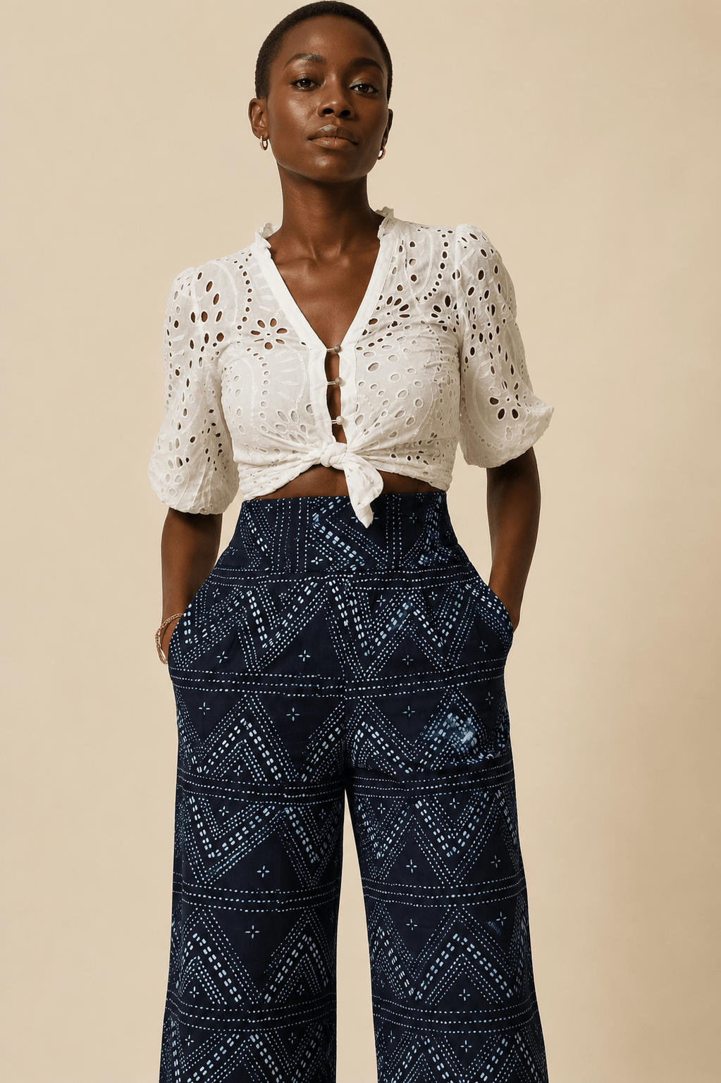 Pantalon femme taille haute en indigo africain – 100 % coton en artisanal africain - KaolackCreations