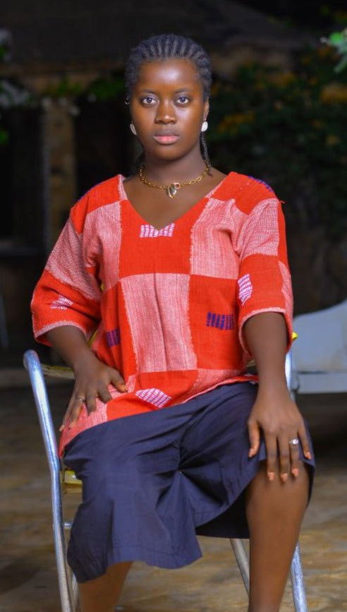 Tunique femme en pagne tissé Senoufo – col V devant et dos – 100% coton éthique en Tunique femme pagne Sénoufo artisanal africain - KaolackCreations