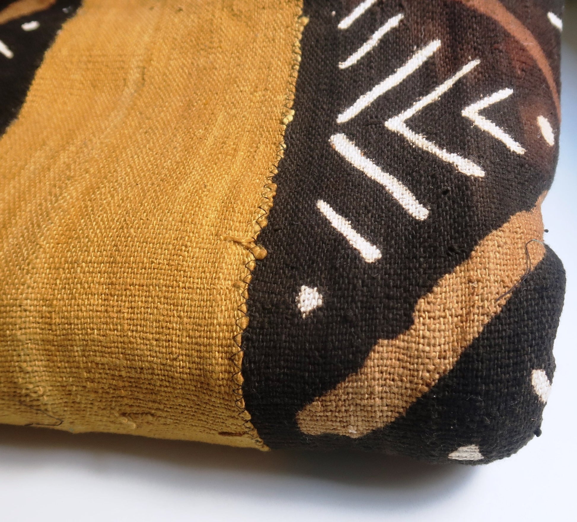 Véritable Bogolan du Mali - Tissé et Teint à la Main Artisanalement en Bogolan, pièce à coudre artisanal africain - KaolackCreations