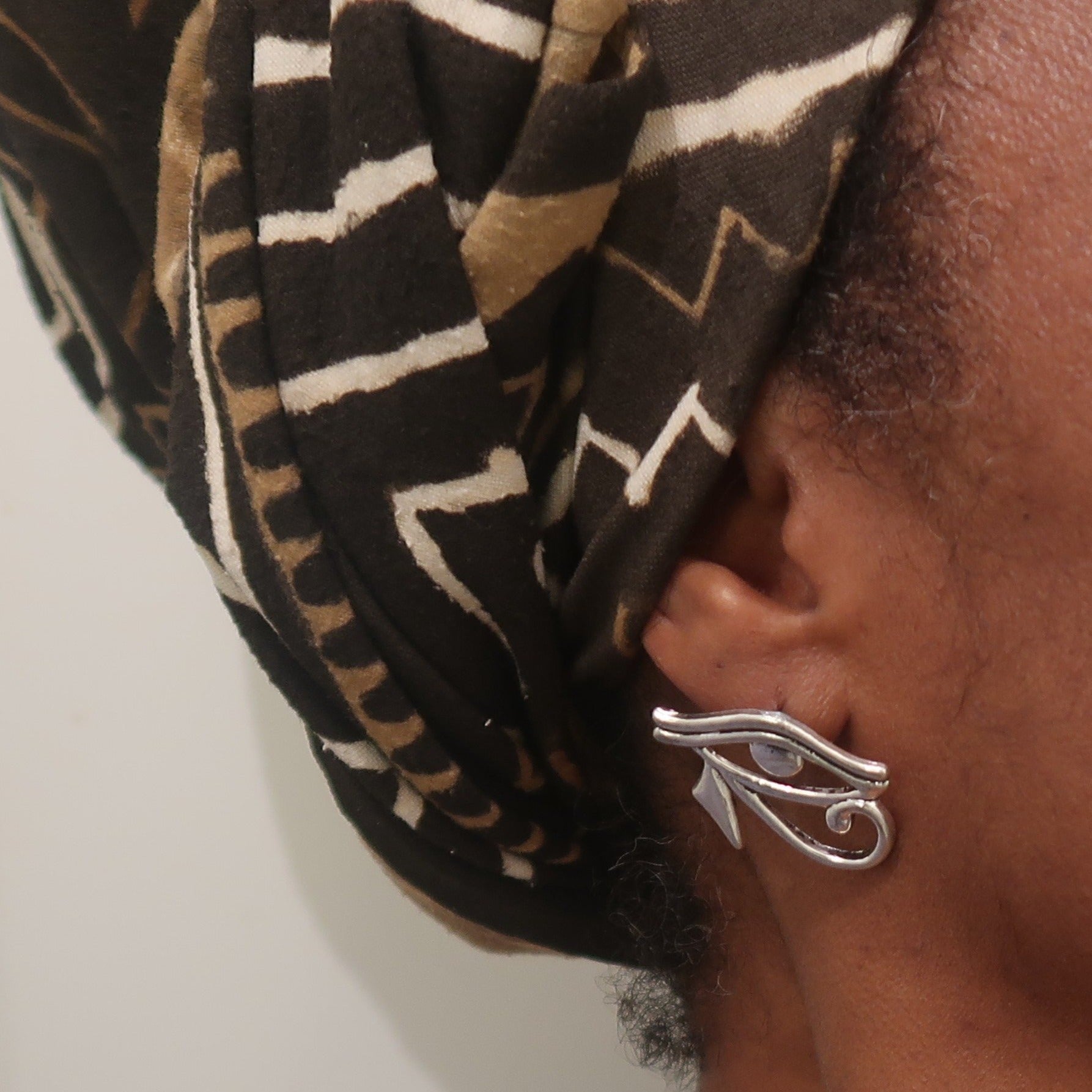 Boucles d'oreilles "Oudjat" ou Oeil d'Horus, Tige Argent Silver 925 en boucles d'oreilles artisanal africain - KaolackCreations