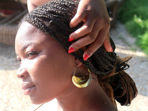 Boucles d'oreilles Peulh Fulani en Bronze – Élégance Ethnique et Artisanale en Boucles d'oreilles peulh fulani artisanal africain - KaolackCreations
