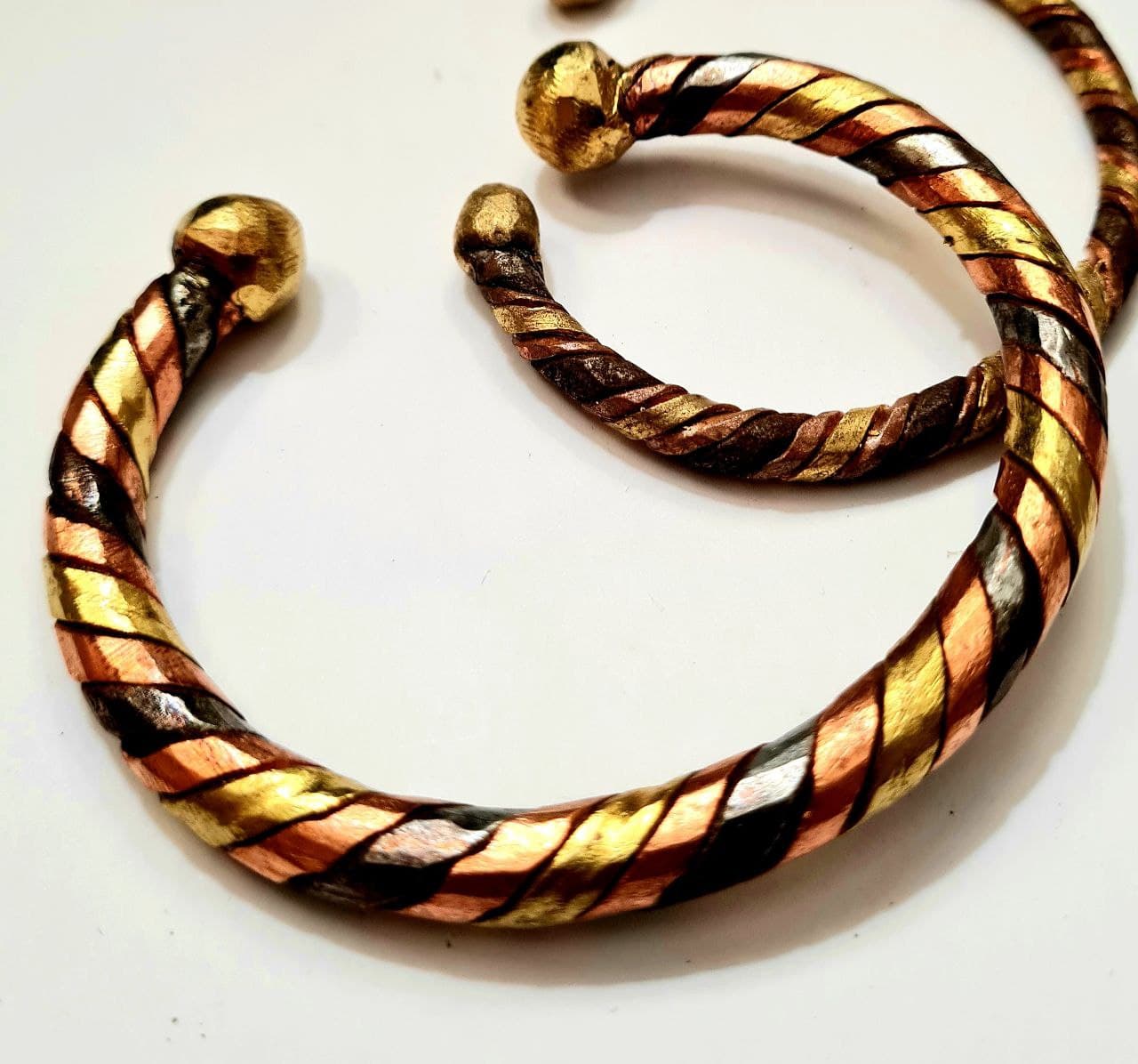 bracelets lamou Ndiakhass – cuivre bronze fer