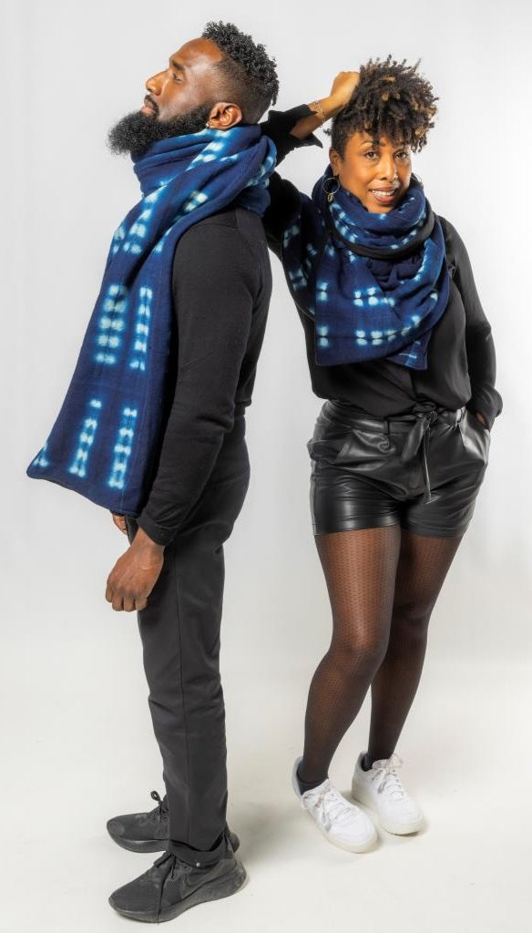 Écharpe indigo galâ lépi du Mali, vue entière face