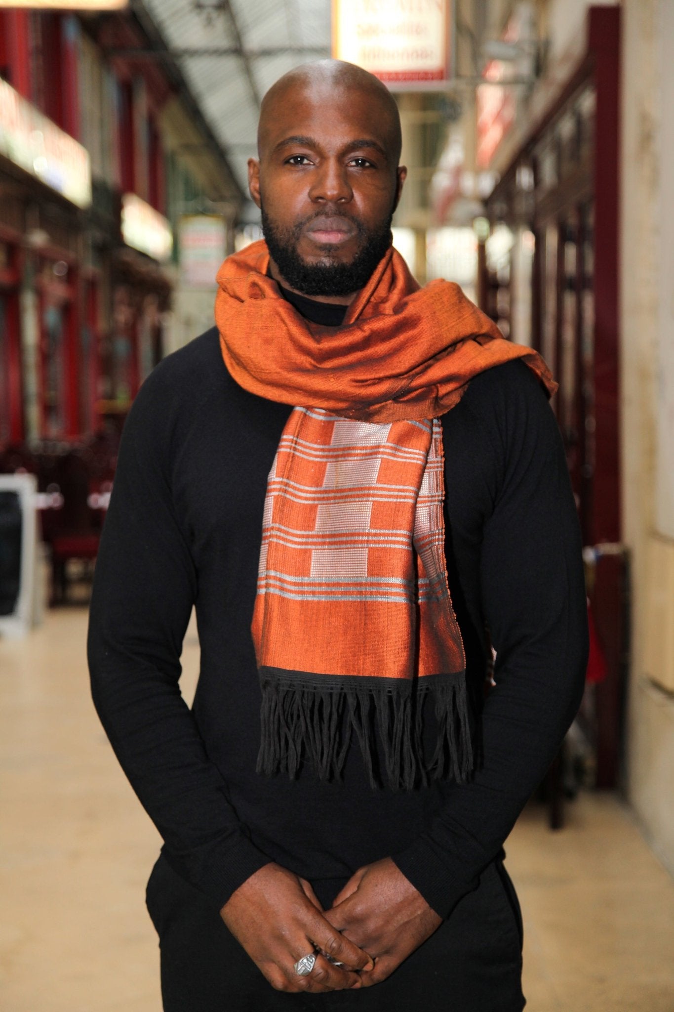 Echarpe Manjak en pagne tissé Made in Africa : orange en Echarpe pagne Manjak artisanal africain - KaolackCreations