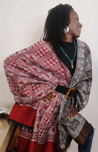 Étole de Luxe en Pagne Tissé Manjak rouge (Mixte) – Édition Très Limitée en Echarpe Etole Manjak de luxe artisanal africain - KaolackCreations