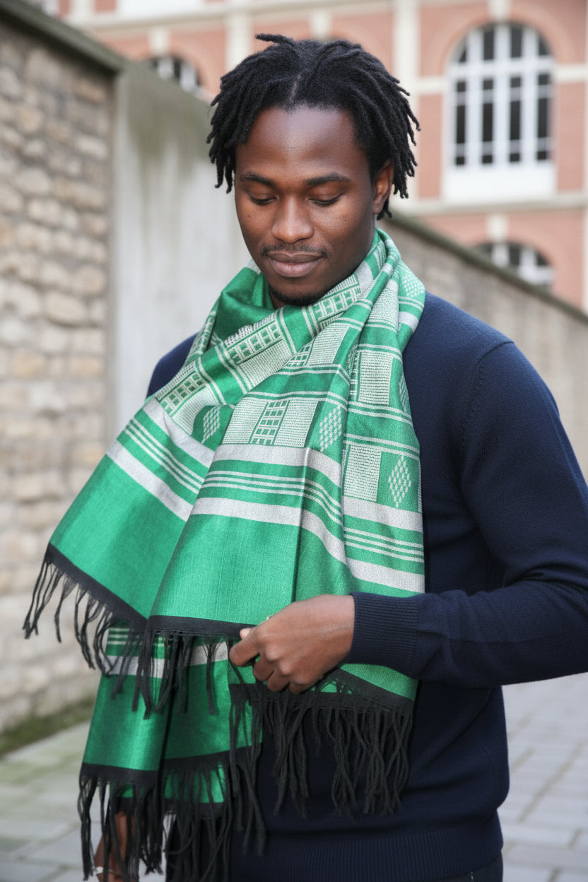 Détail du tissage vert Manjak – artisanat africain Casamance