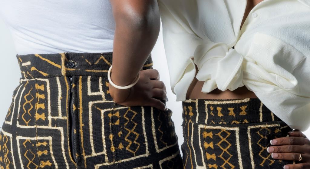 Jupe crayon taille haute "Kaarta" en bogolan marron - 100% coton tissé à la main en Jupe Bogolan crayon taille haute artisanal africain - KaolackCreations