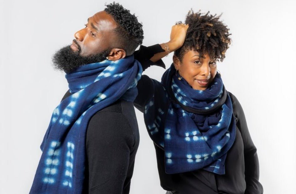 Détail du tissu galâ lépi indigo tissé à la main, Mali