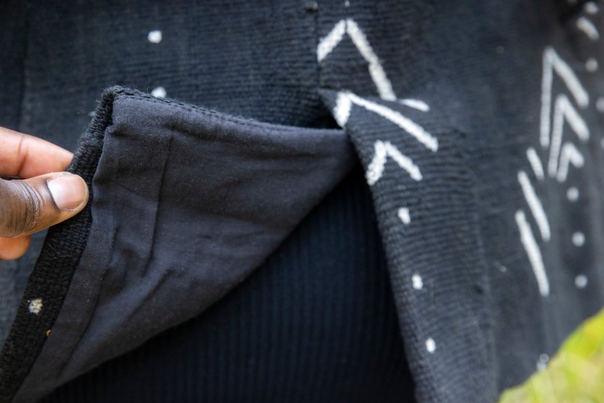 Veste blazer femme "Kaarta" en Bogolan tissé du Mali en veste femme bogolan artisanal africain - KaolackCreations