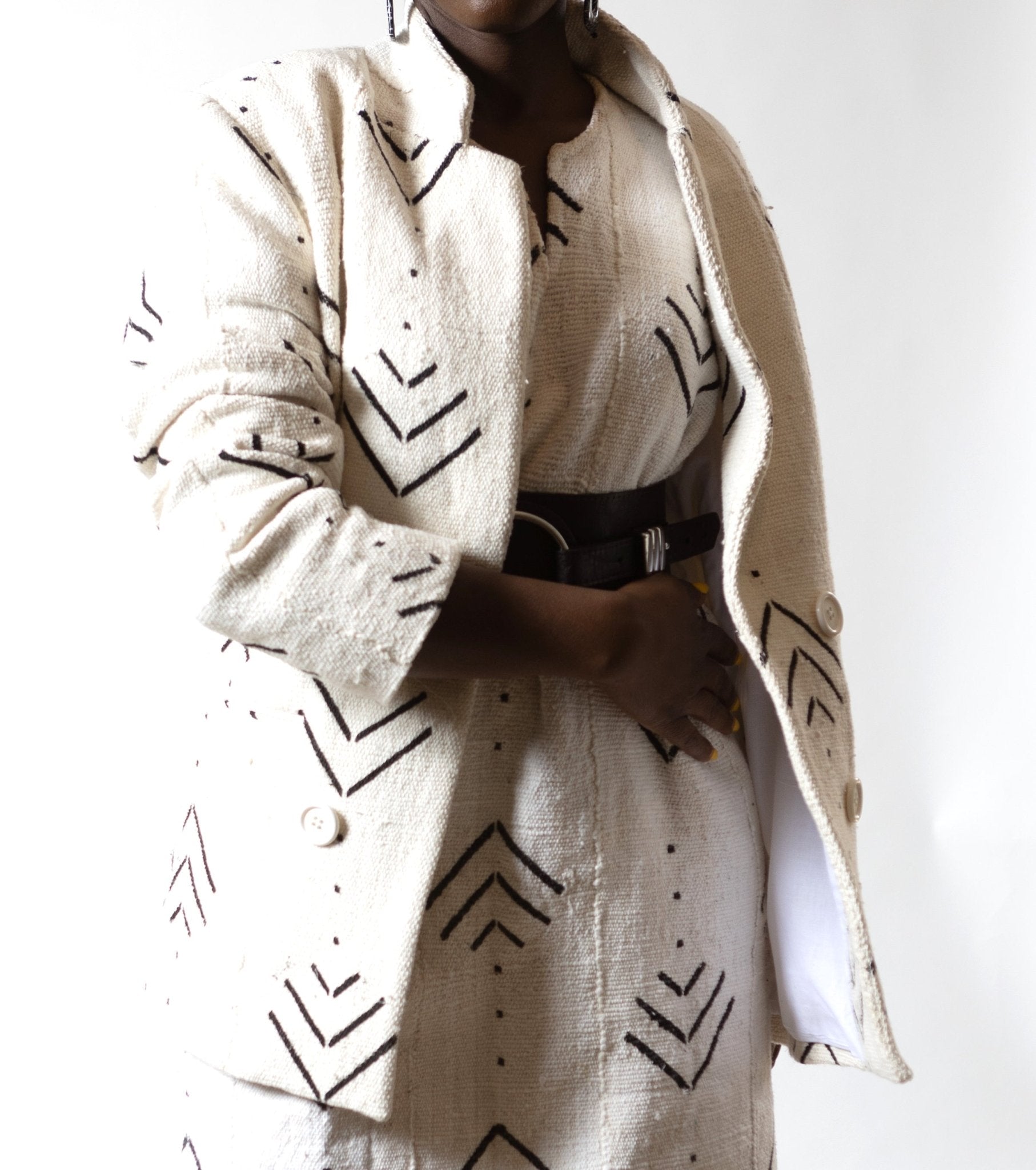 Veste blazer femme "Kaarta" en Bogolan tissé du Mali en veste femme bogolan artisanal africain - KaolackCreations